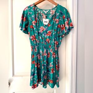 BB Dakota flowery dress size small